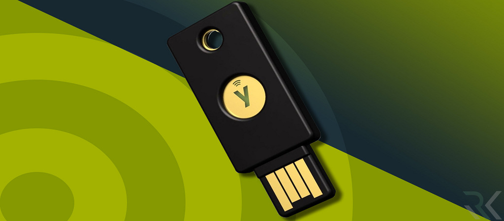 کلید سختافزاری چیست؟ معرفی انواع Hardware Security Key 2 امضای درخواست با کلید خصوصی